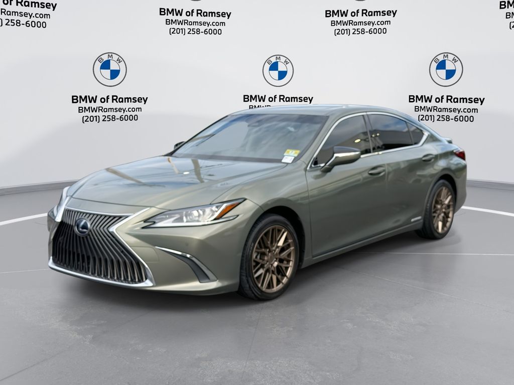 2019 Lexus ES 300h