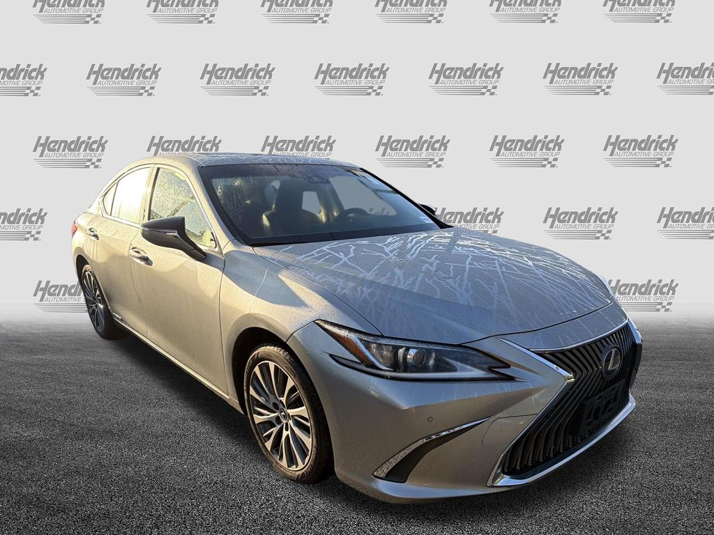 2019 LEXUS ES 300h