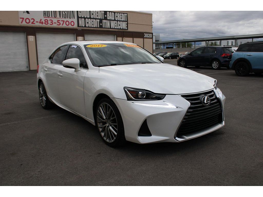 2017 Lexus IS
