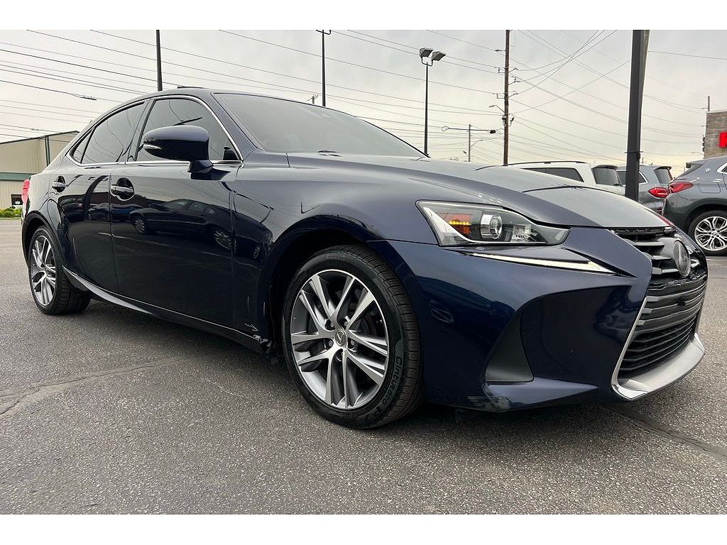 2018 Lexus IS