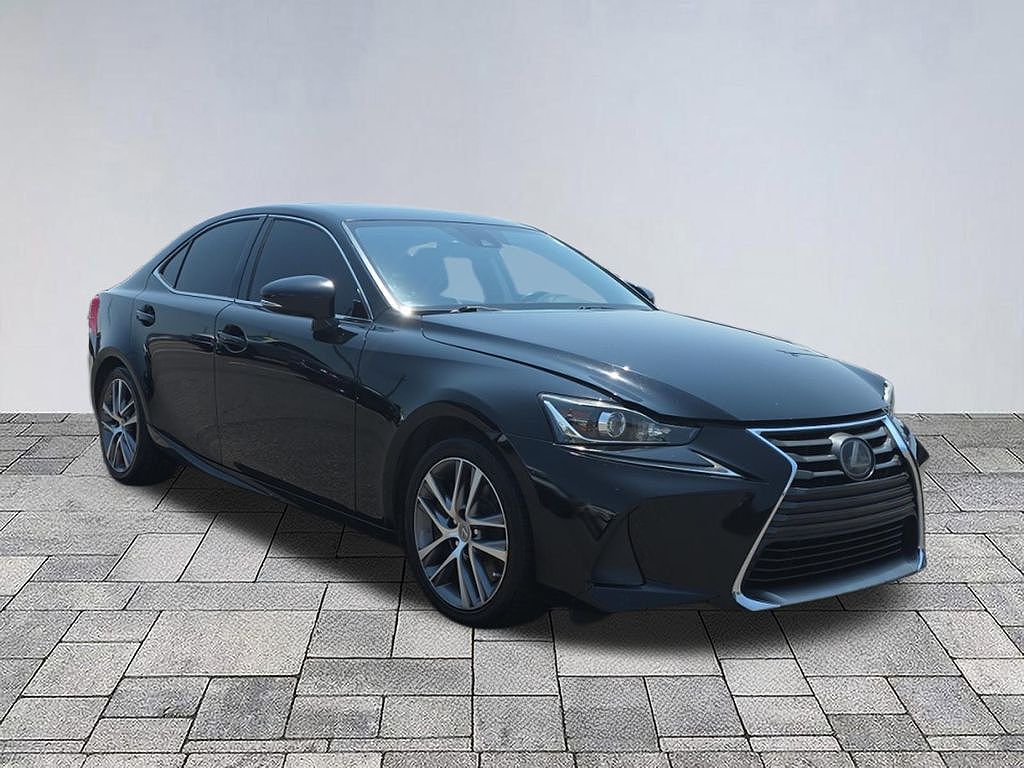 2018 LEXUS IS 300 300