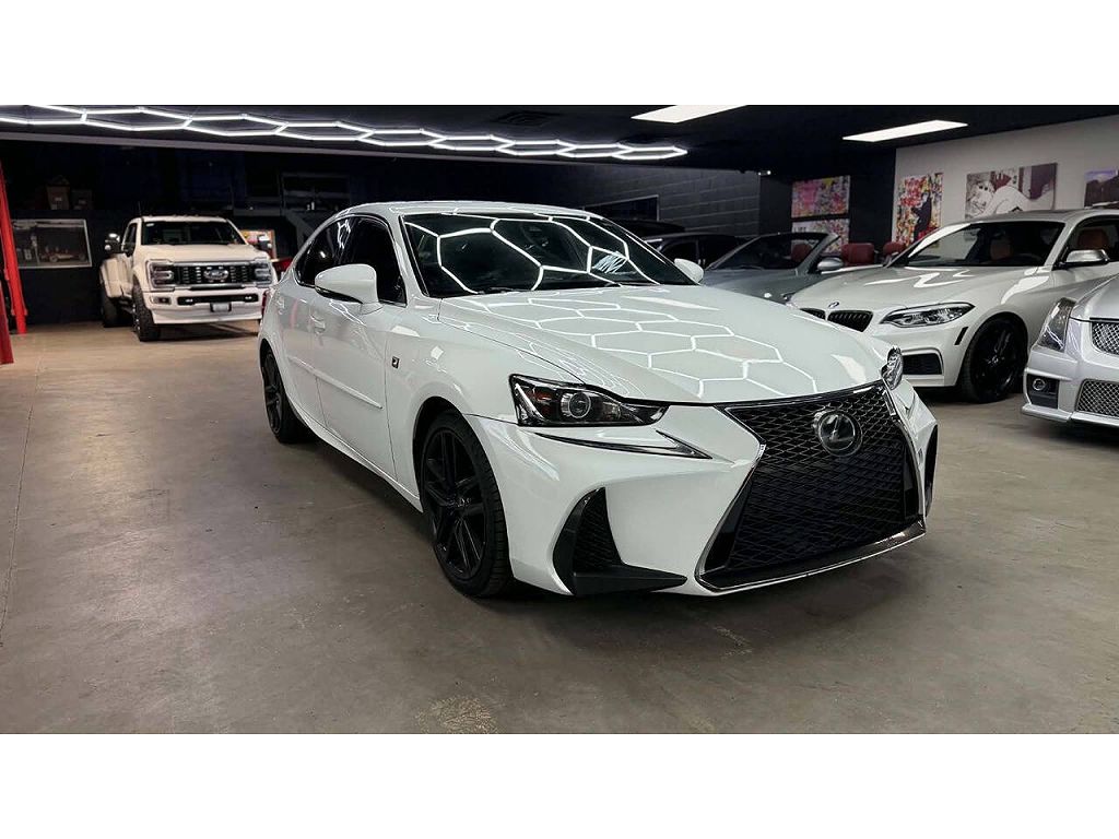 2018 Lexus IS
