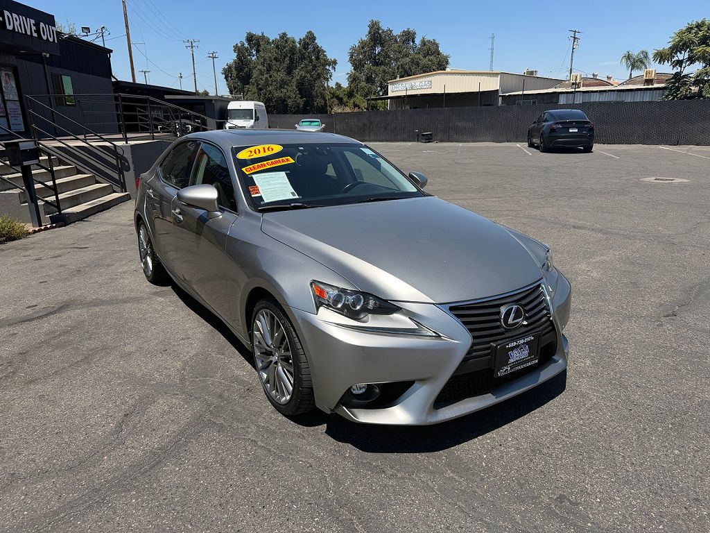 2016 Lexus IS