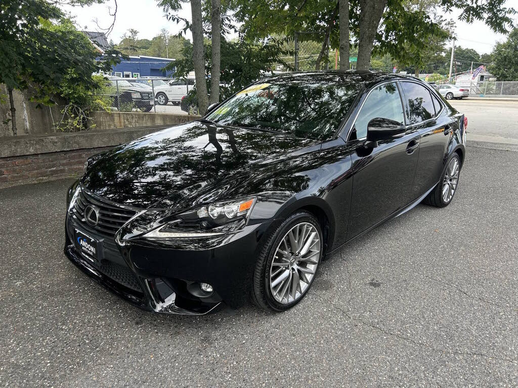 2015 Lexus IS 250 Crafted Line