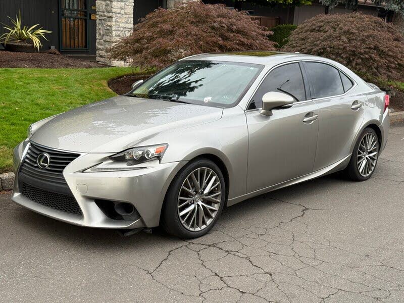 2015 Lexus IS 250 Crafted Line