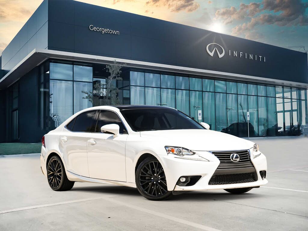 2015 Lexus IS Crafted Line