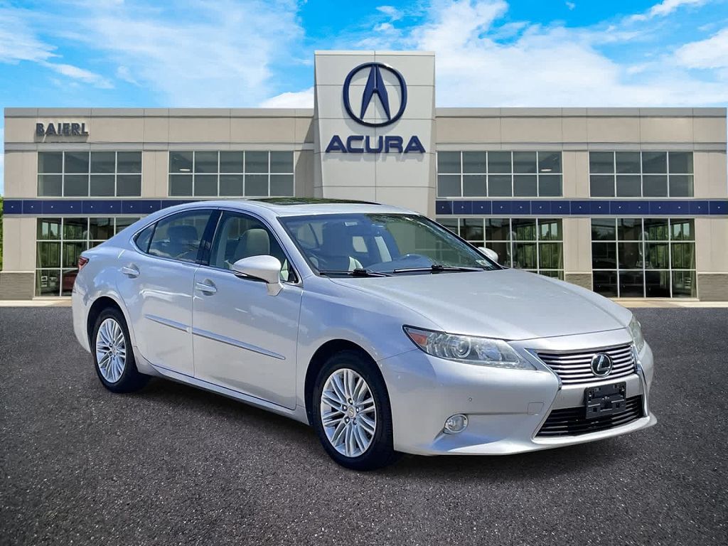 2013 LEXUS ES 350 4dr Sdn