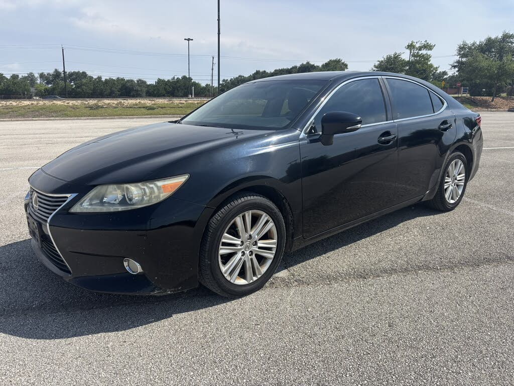 2015 Lexus ES 350 Crafted Line