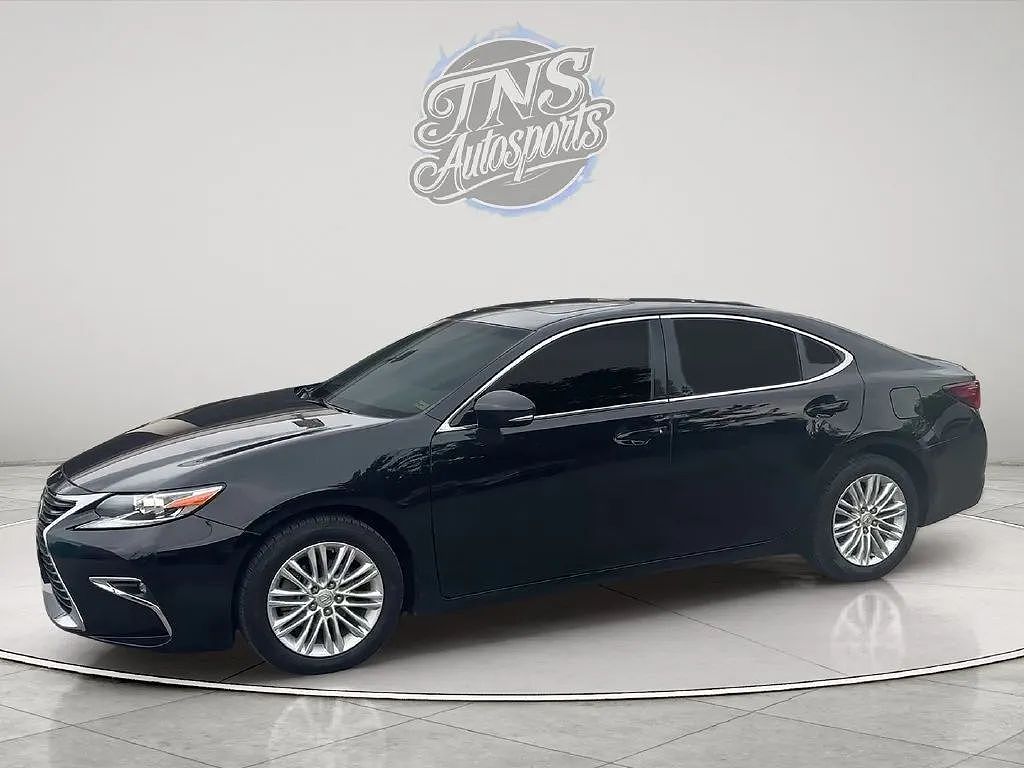 2016 Lexus ES