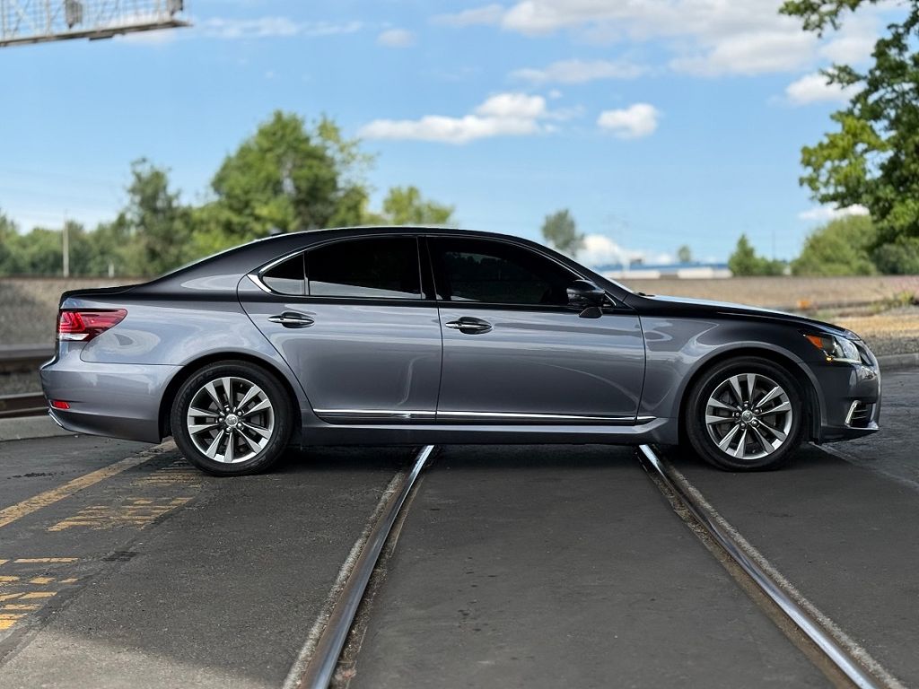 2013 Lexus LS