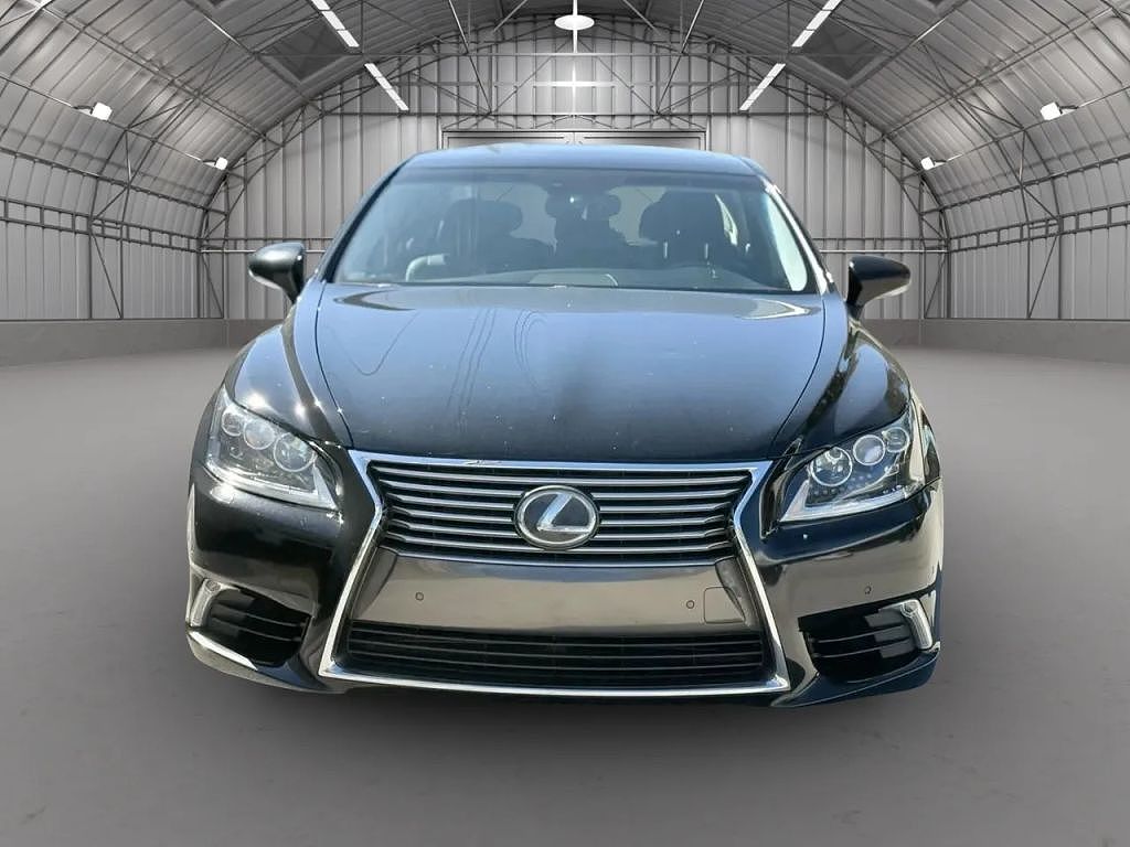 2017 Lexus LS