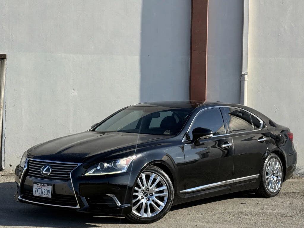 2015 Lexus LS Crafted Line