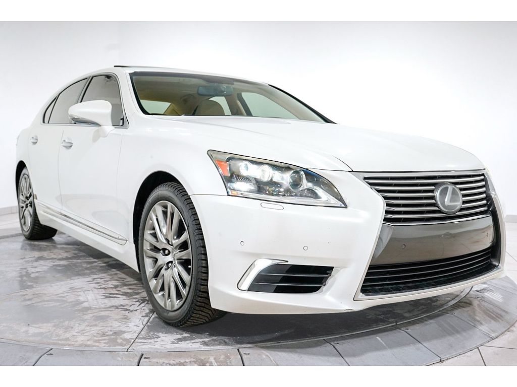 2016 Lexus LS