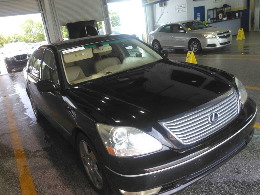 2005 Lexus LS