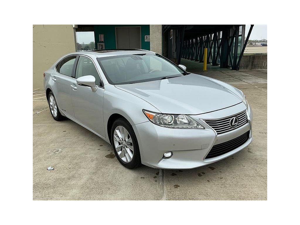 2014 Lexus ES 300h