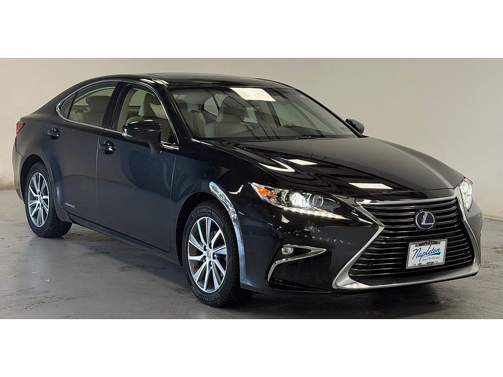 2017 Lexus ES 300h