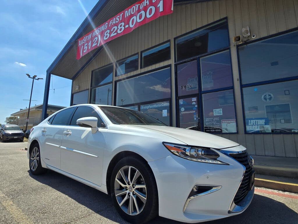 2017 Lexus ES 300h