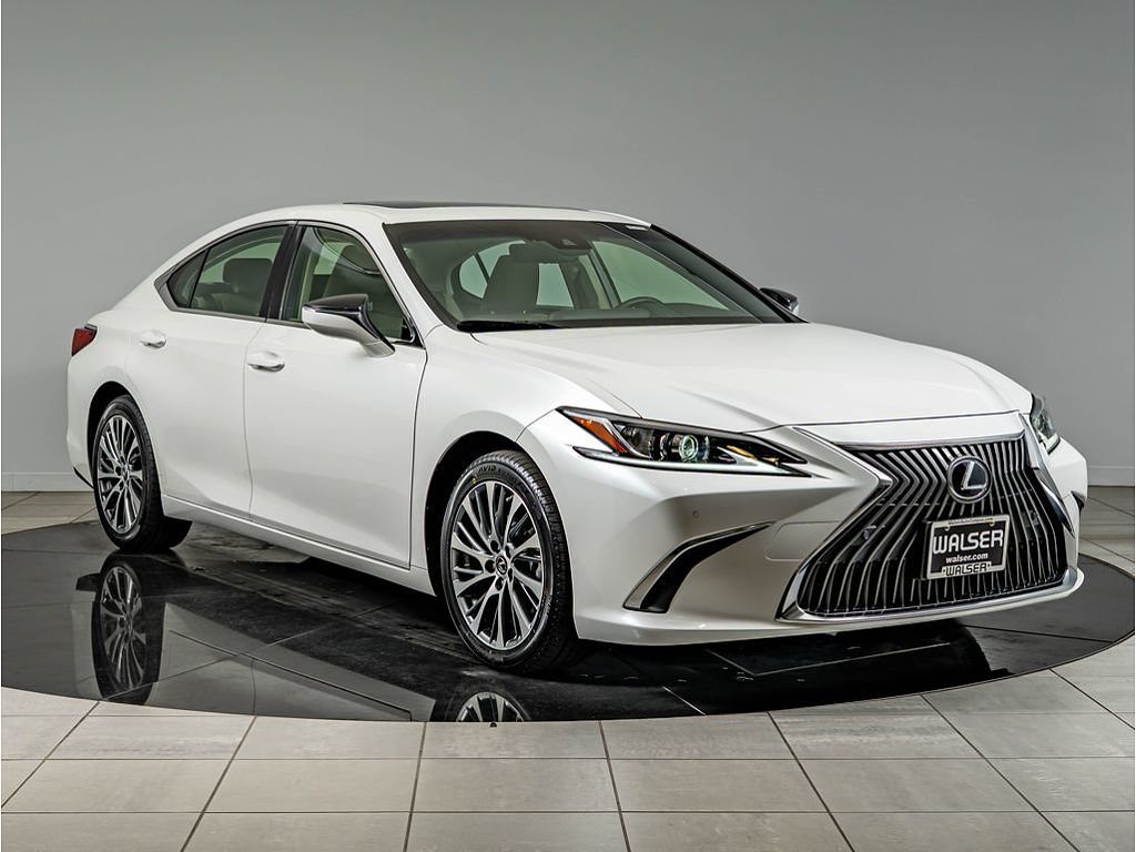2019 Lexus ES