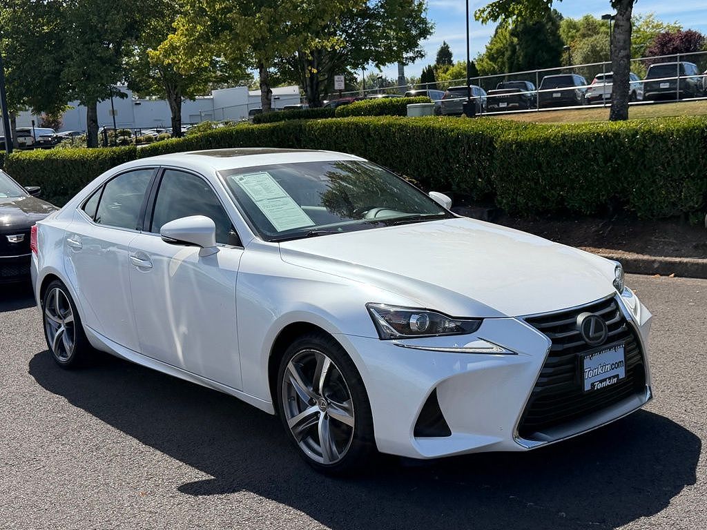 2018 Lexus IS