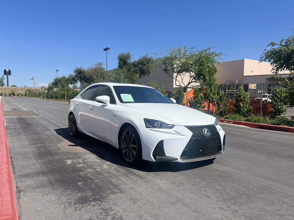 2019 Lexus IS