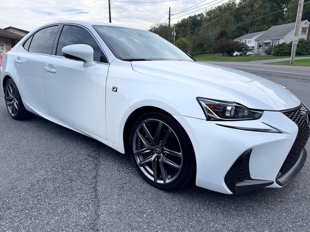 2019 Lexus IS F SPORT
