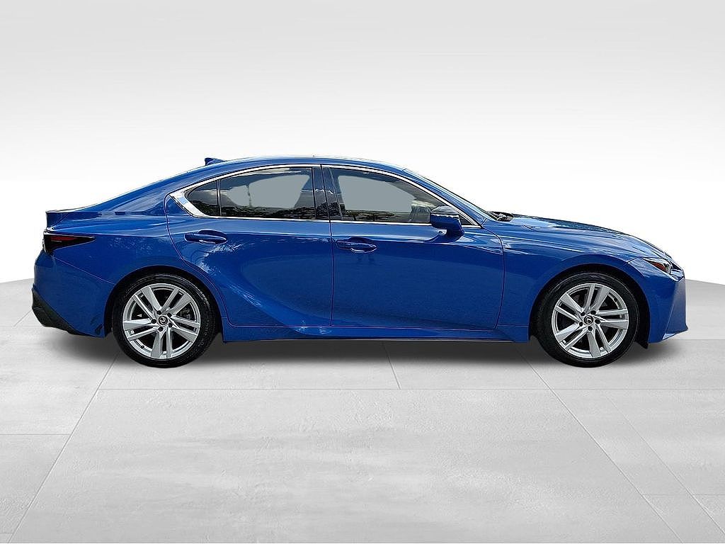 2023 Lexus IS 300