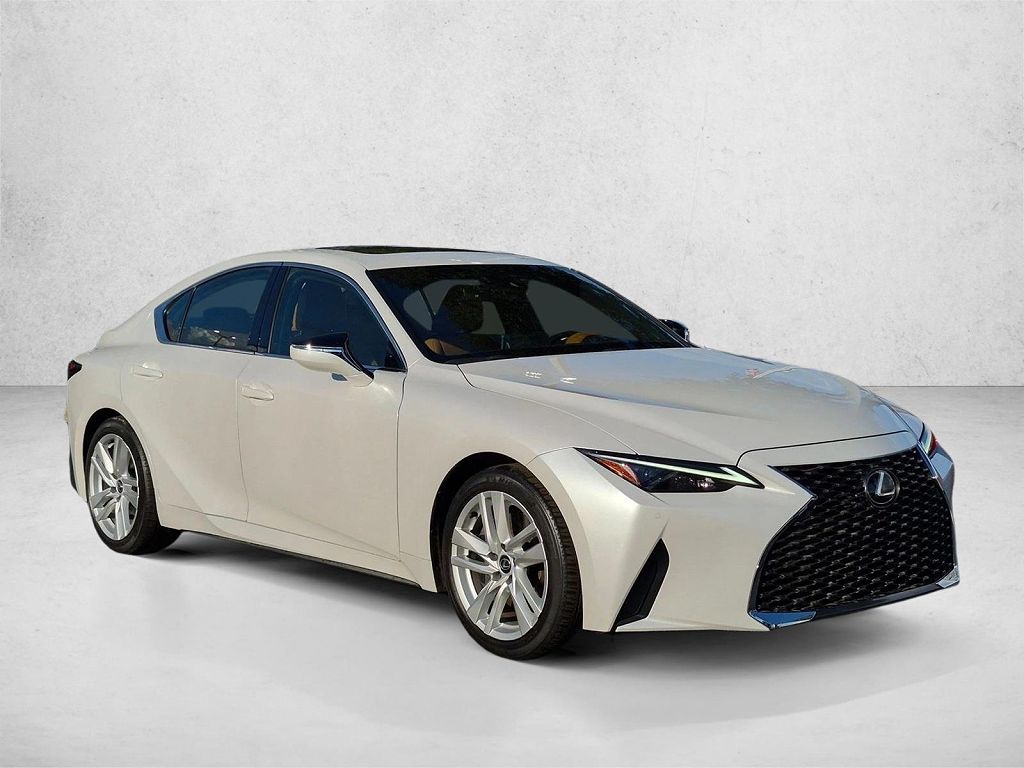 2024 Lexus IS 300