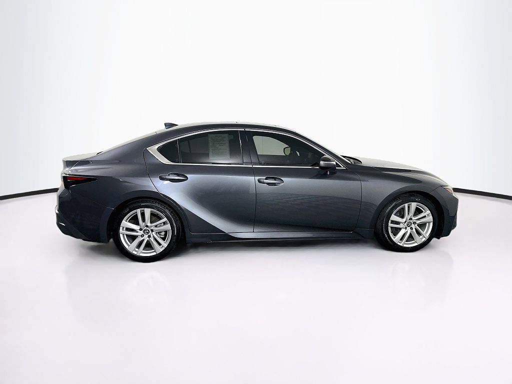 2025 Lexus IS 300