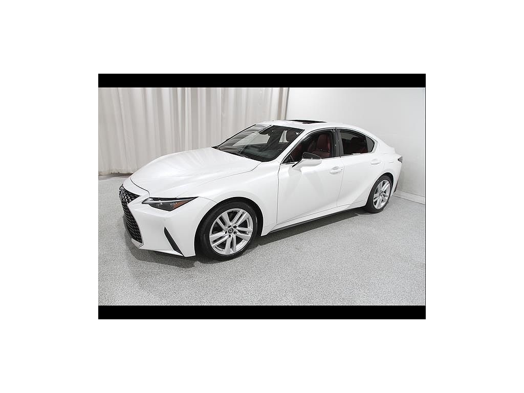 2023 Lexus IS