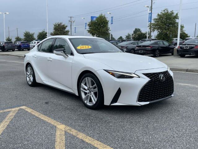 2024 Lexus IS 300