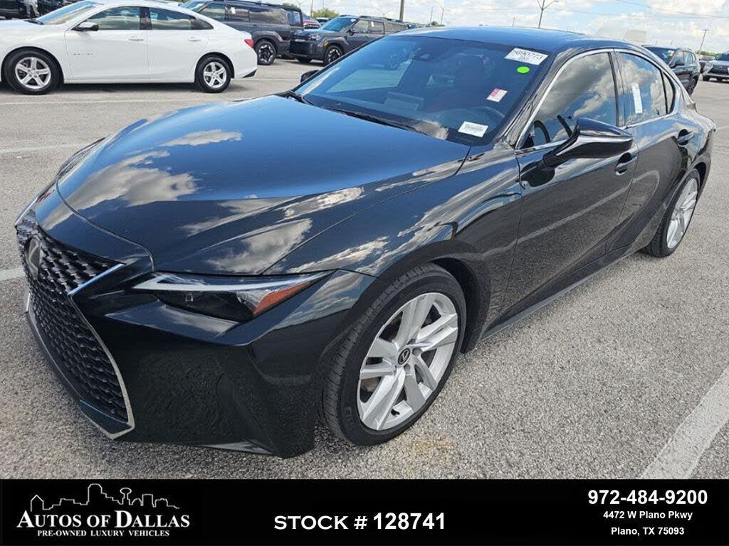 2024 Lexus IS 300