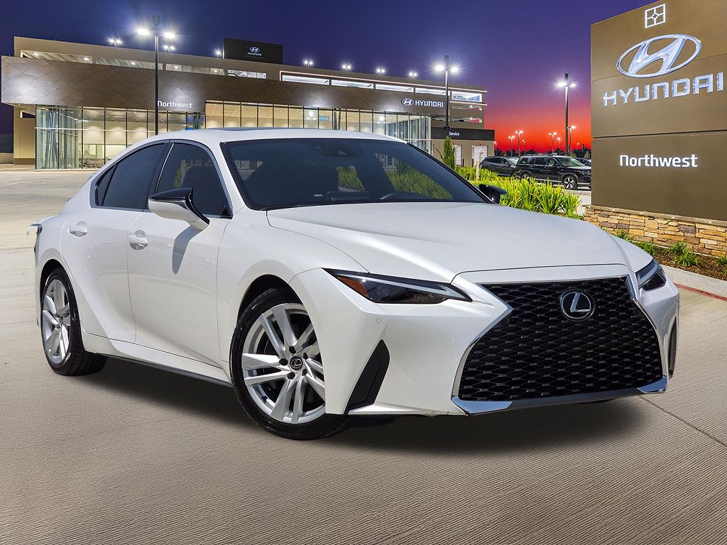 2024 Lexus IS 300