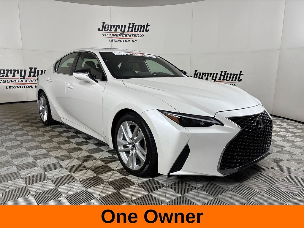2024 Lexus IS 300