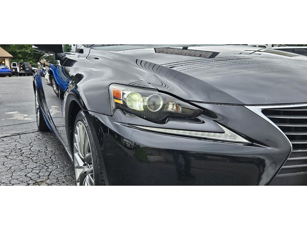 2015 Lexus IS 4D Sedan AWD