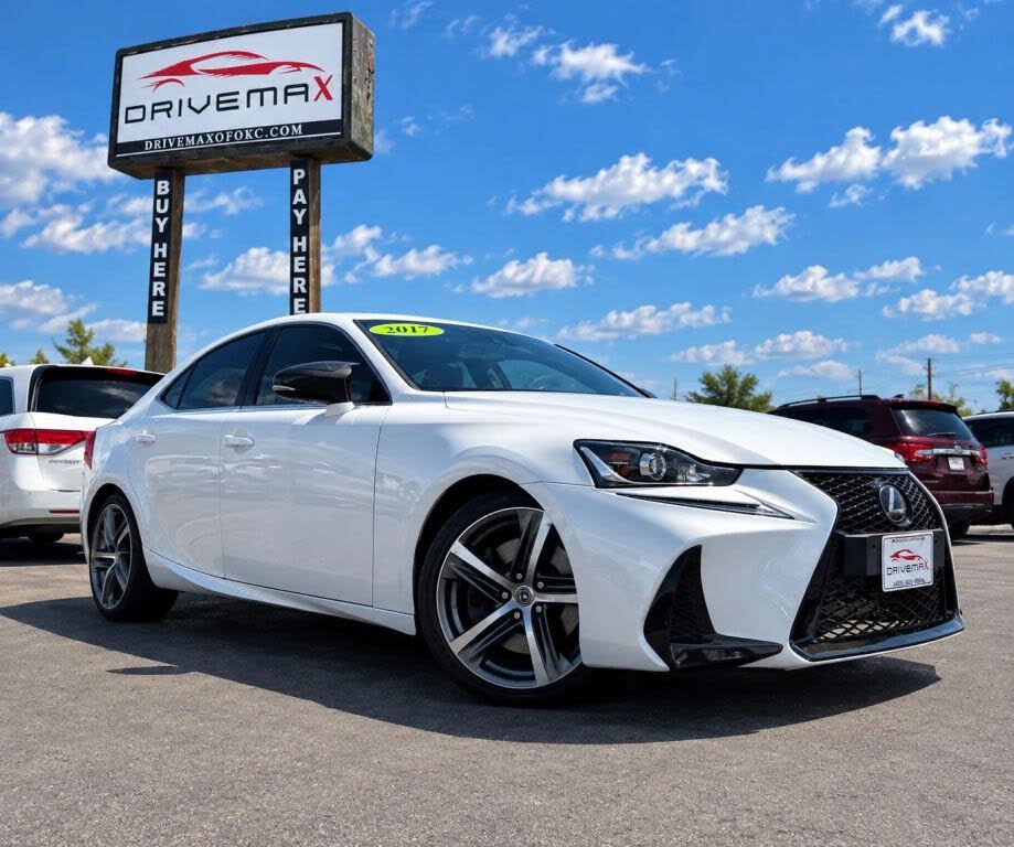 2017 Lexus IS