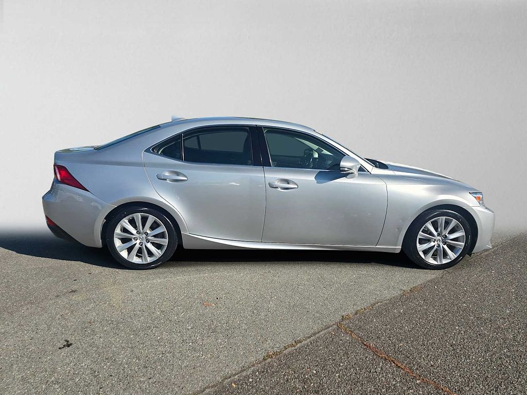2016 Lexus IS 300 4dr Sdn AWD