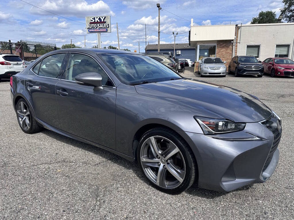 2017 Lexus IS