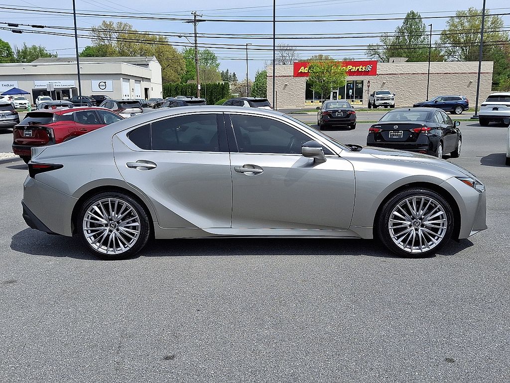 2022 LEXUS IS IS 300
