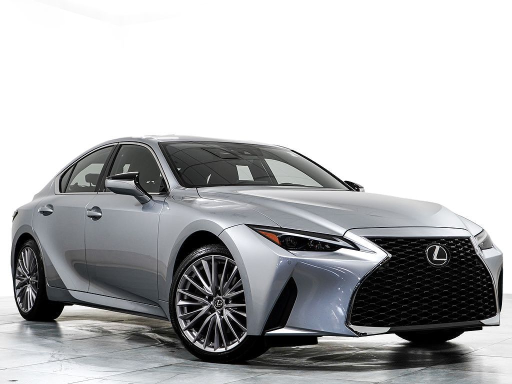2024 Lexus IS 300
