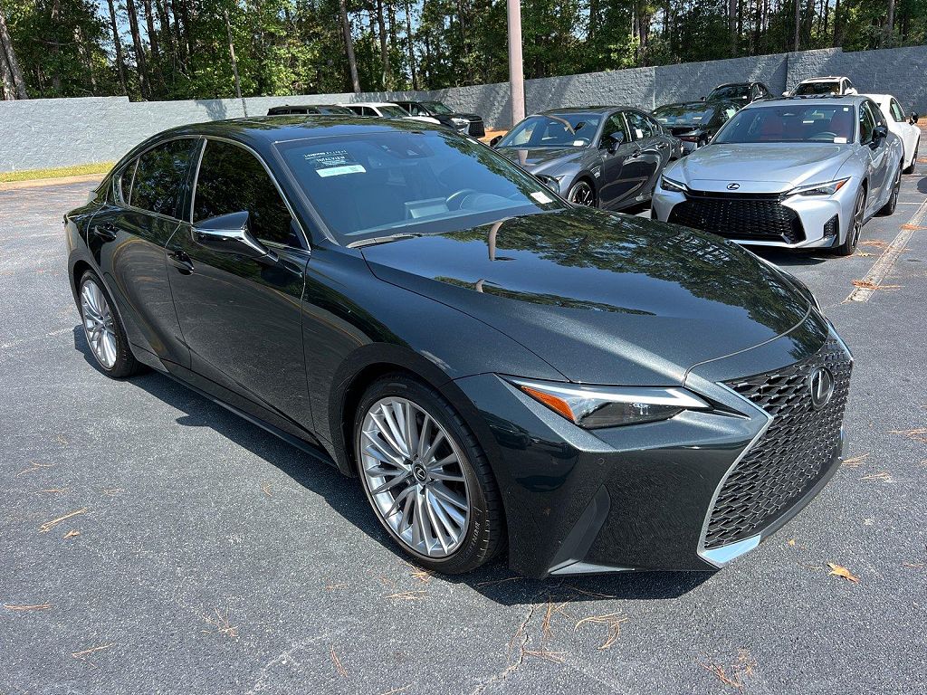 2025 Lexus IS 300 Premium