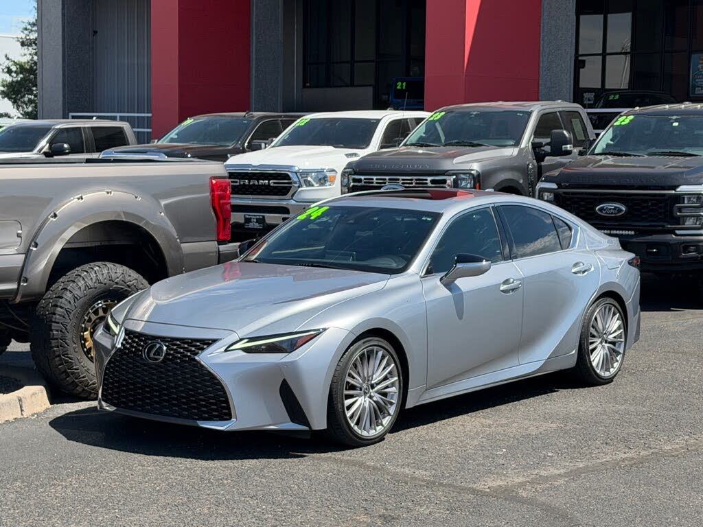 2024 Lexus IS 300