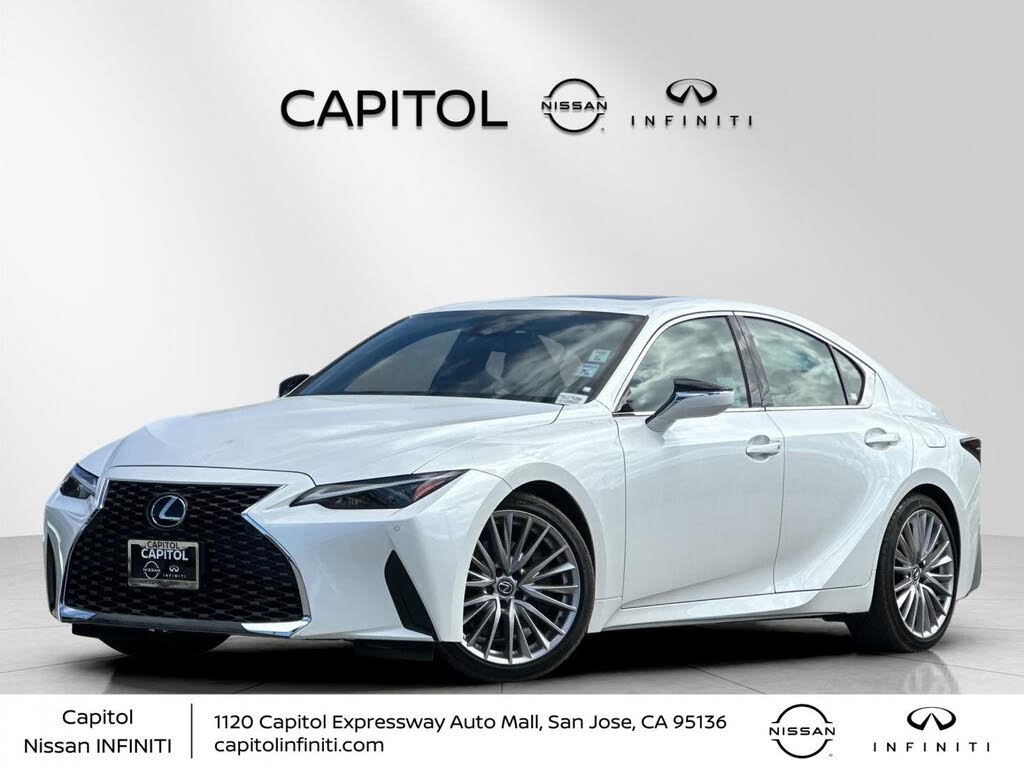 2023 Lexus IS 300