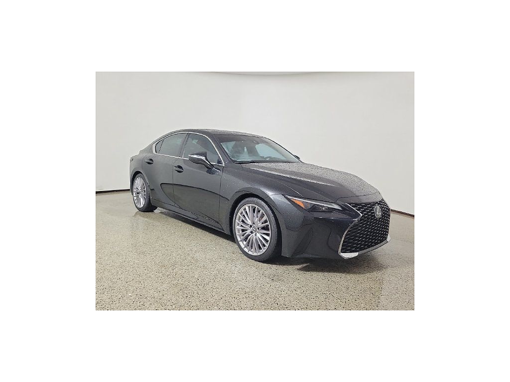 2025 Lexus IS 300
