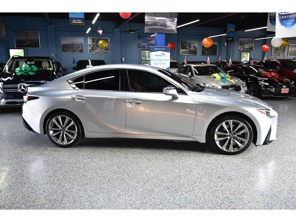 2021 Lexus IS 300