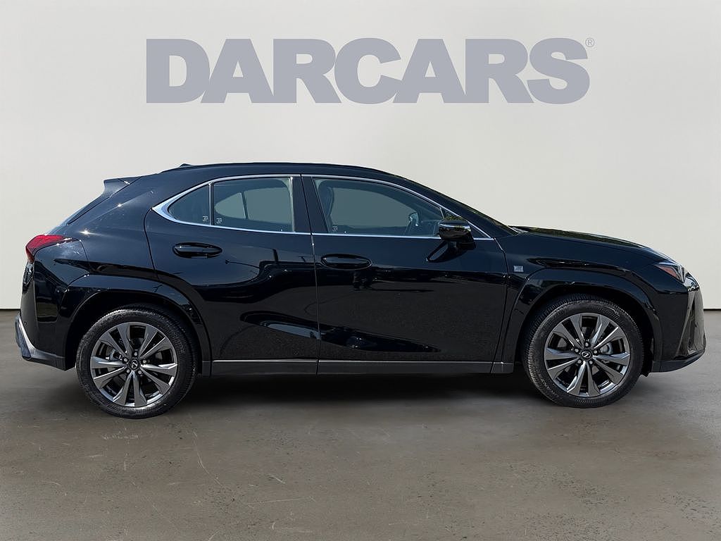 2025 Lexus UX 300h F SPORT Handling