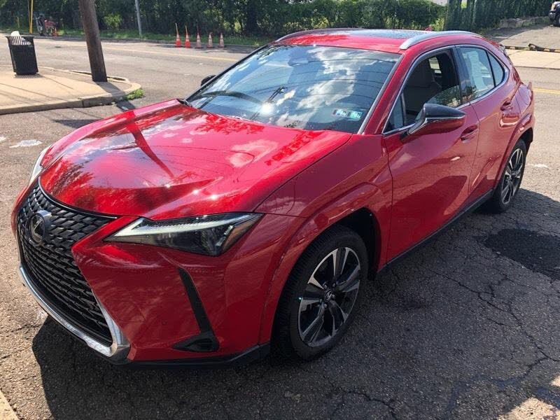 2025 Lexus UX 300h F SPORT Handling