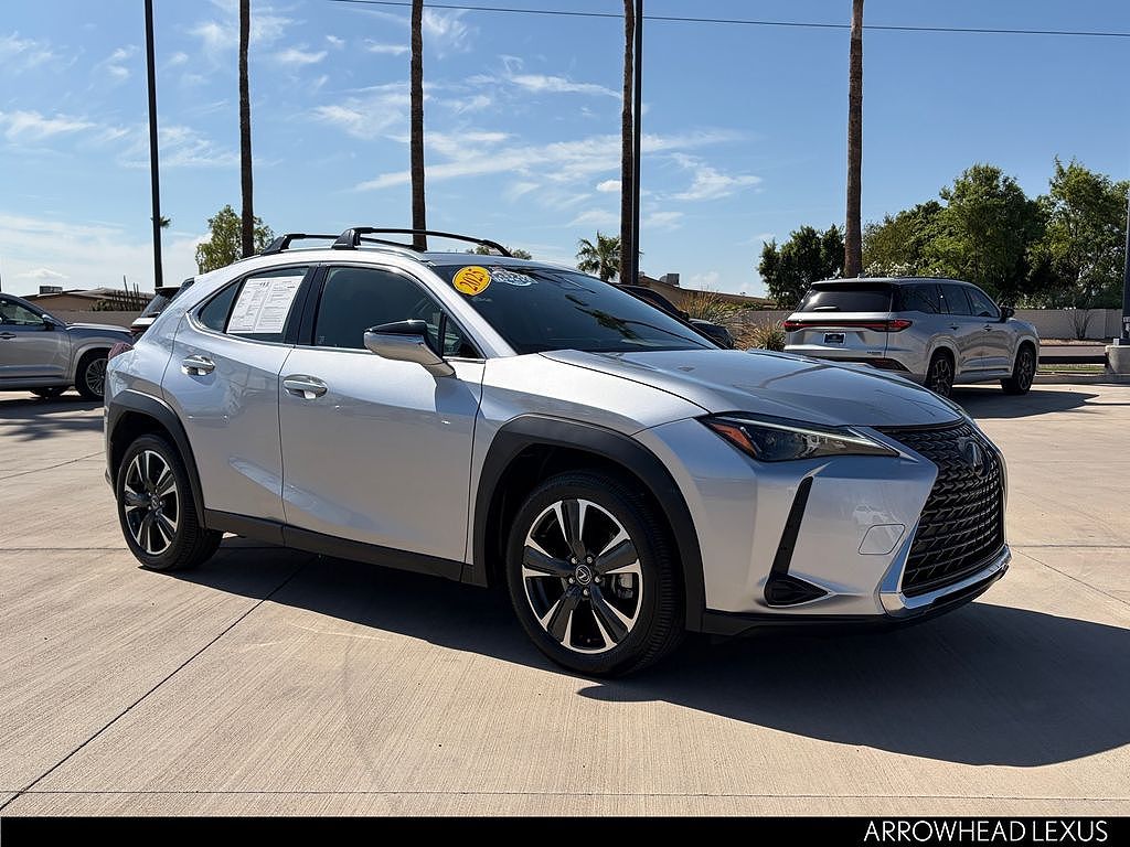 2025 Lexus UX 300h F SPORT Design