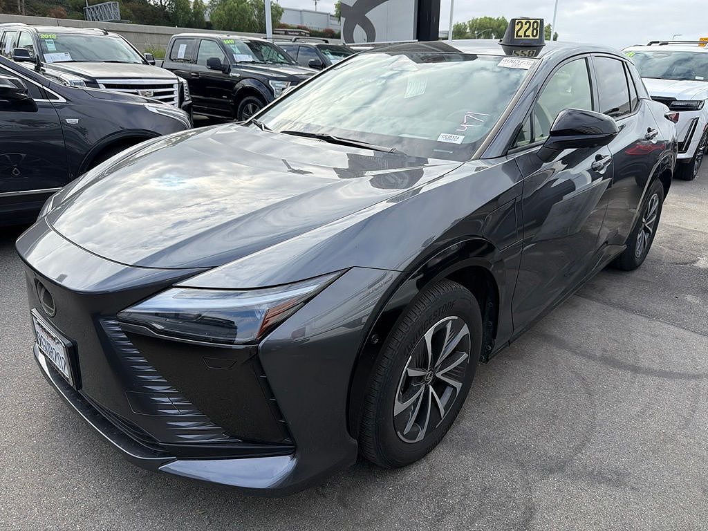2023 Lexus RZ Premium