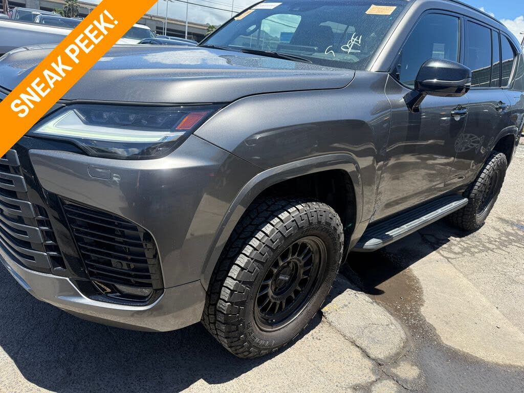 2022 Lexus LX 600 Premium