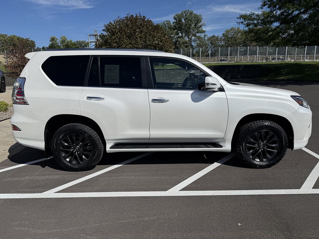 2023 Lexus GX
